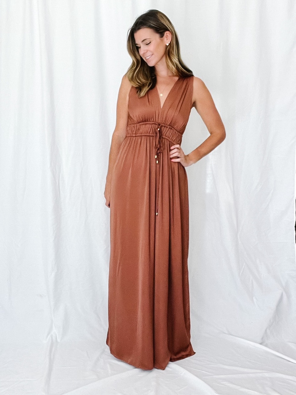 Mustard Seed Rust-Brown Wide Leg V-Neck Jumpsuit - Picture 3 of 12